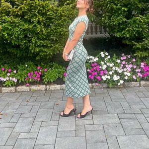 ZARA VESTIDO ENTALLADO JACQUARD Dress